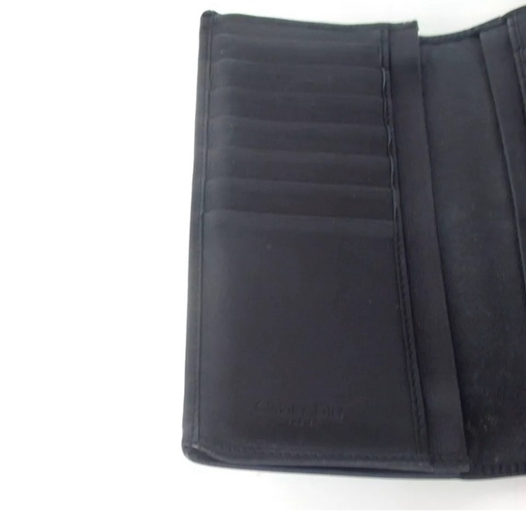 Authentic Dior Christian Dior Wallet leather in great condition. 💝 - Picture 6 of 7